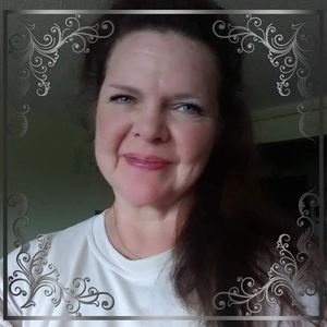 Meet your Posher, Vickie